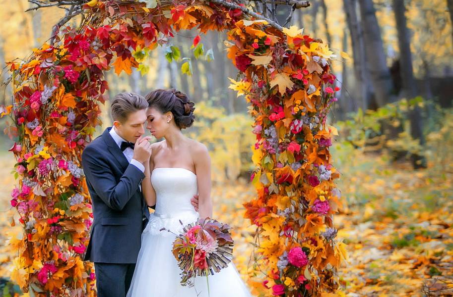 Изобилие и роскошь золотой осени – свадьба в ноябре: приметы и идеи оформления