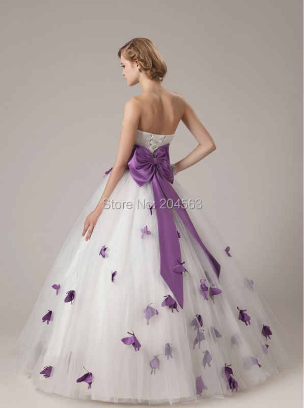 Свадебное платье с бабочками – обзор модных трендов