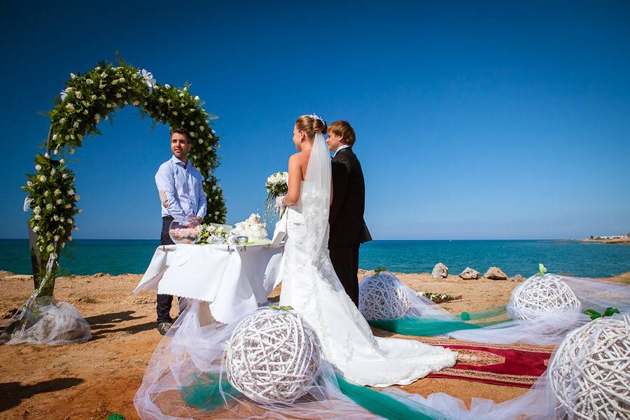 Где и как провести свадебную церемонию за границей – советы