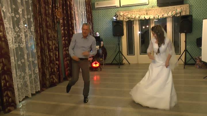 Свадебный танец отца и дочери