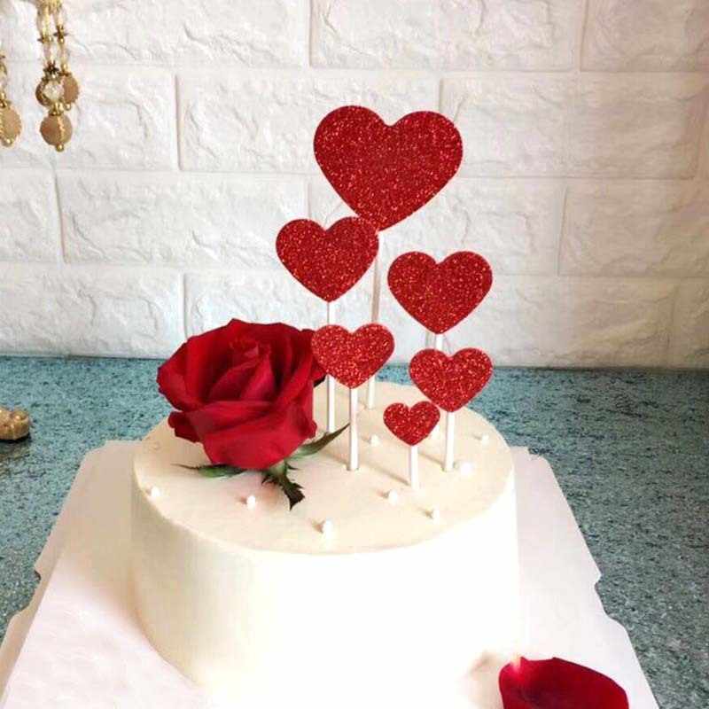 Свадебные торты в виде сердца — модные идеи