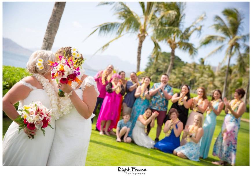 Пляжная свадьба: в чём пойти на свадьбу и как её лучше устроить?