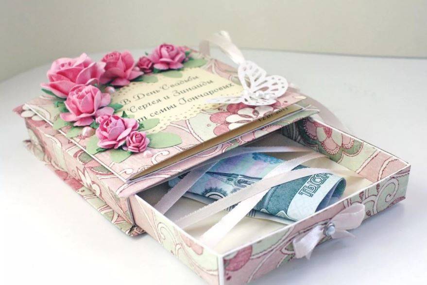 Подарок из денег на свадьбу - как оригинально оформить своими руками