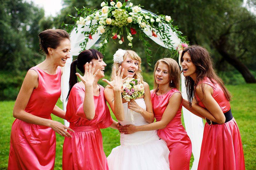 Подружки невесты - кто может быть и что входит в ее обязаностим