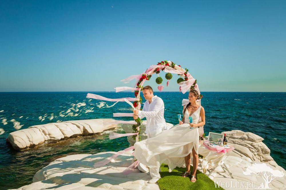 Свадьба на кипре: стоимость, виды церемоний и лучшие места на острове