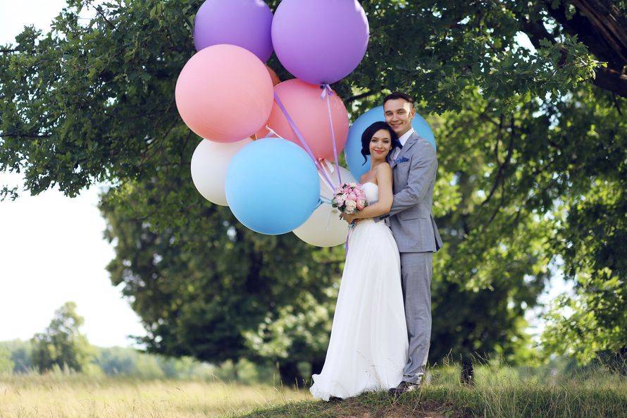 Веселая и «воздушная» забава – конкурс с шариками на свадьбе: длинными и обычными