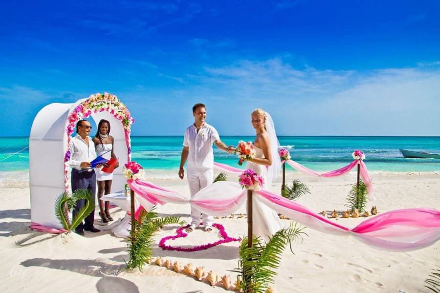 Куда поехать в свадебное путешествие: организуем незабываемый медовый месяц