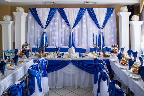 Выбираем украшения зала на свадьбу: синие и бело-синие тона всегда в тренде