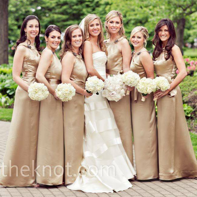 Свадебное платье цвета шампань: фото, фасоны