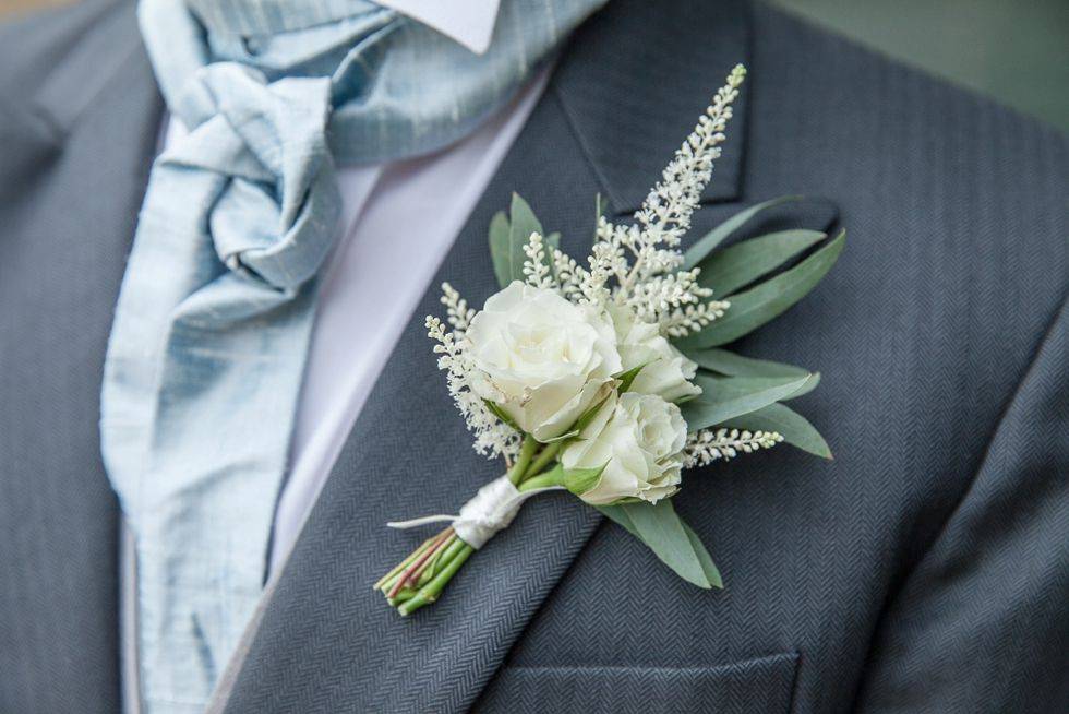 Свадебный костюм жениха 2021: модные идеи