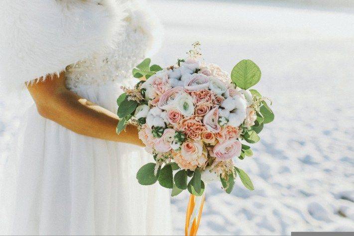 Свадебные букеты 2021 самые красивые и модные варианты фото - модный журнал