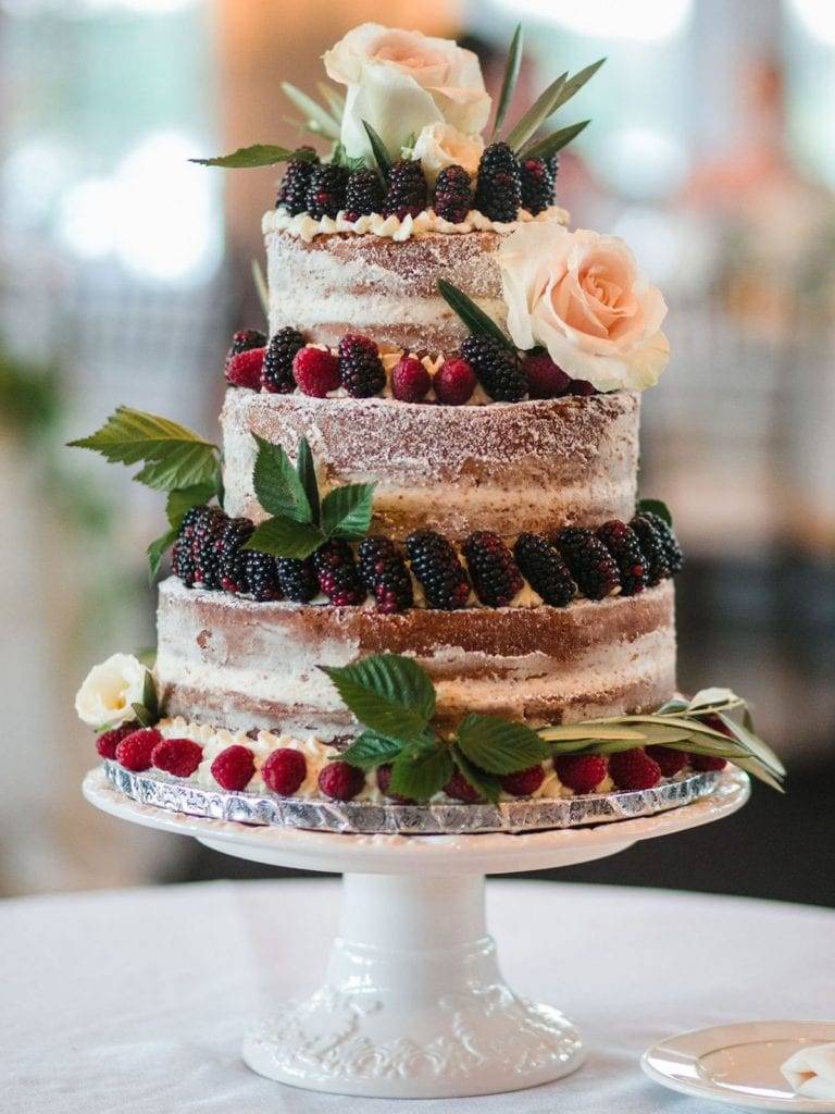 Голый торт или торт в стиле "naked cake"