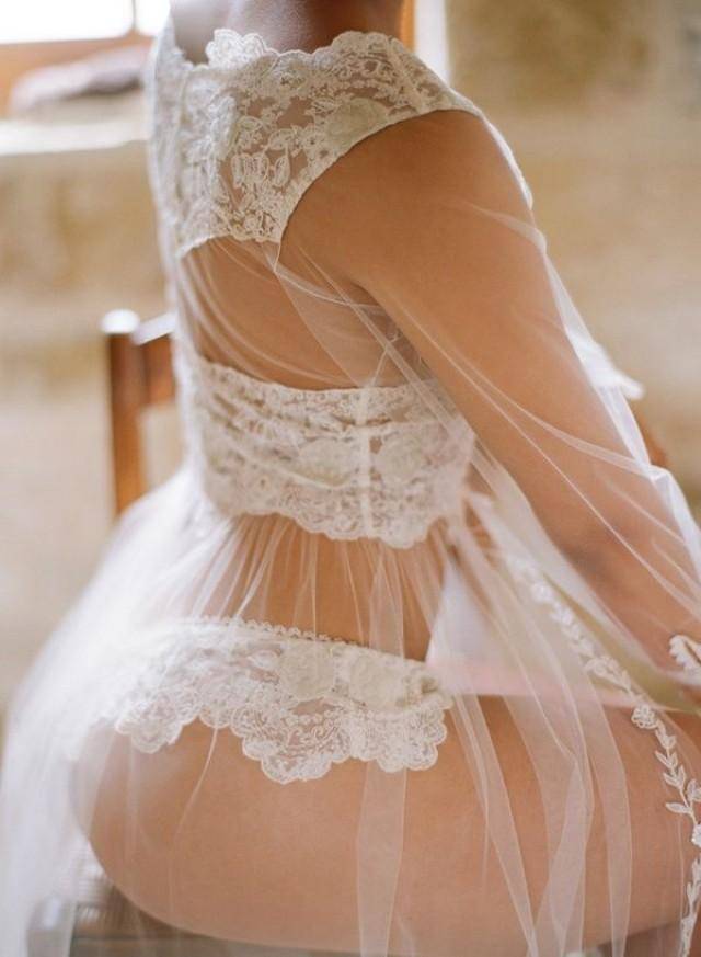 Невесты в кружевном белье