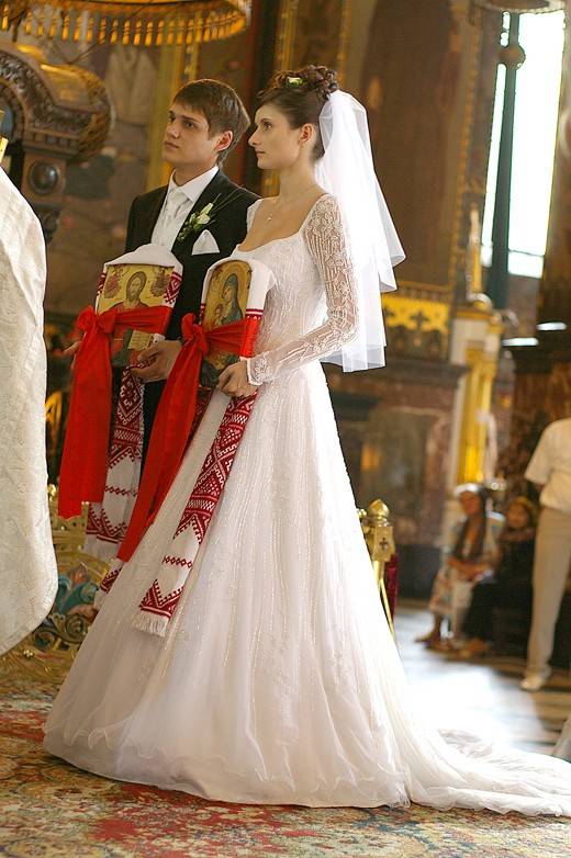 Платья венчания церкви