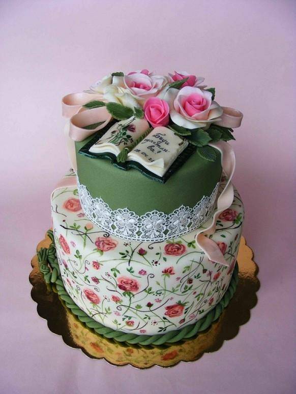 Красный свадебный торт — необычные конструкции лучших тортов + 66 фото