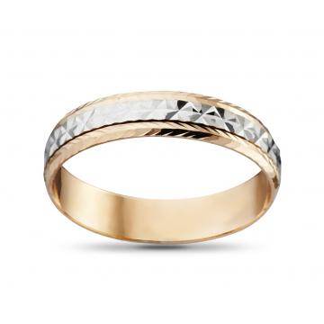 Черные обручальные кольца: стильное и оригинальное решение для смелой пары