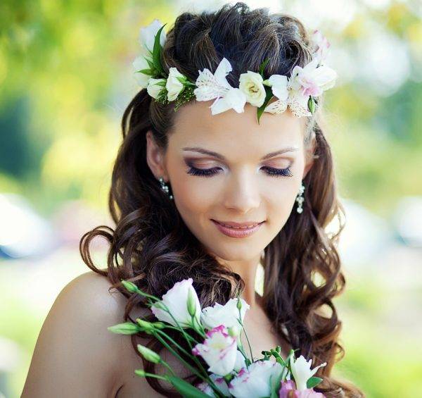 Свадебные прически на длинные и средние волосы: более 100 фото