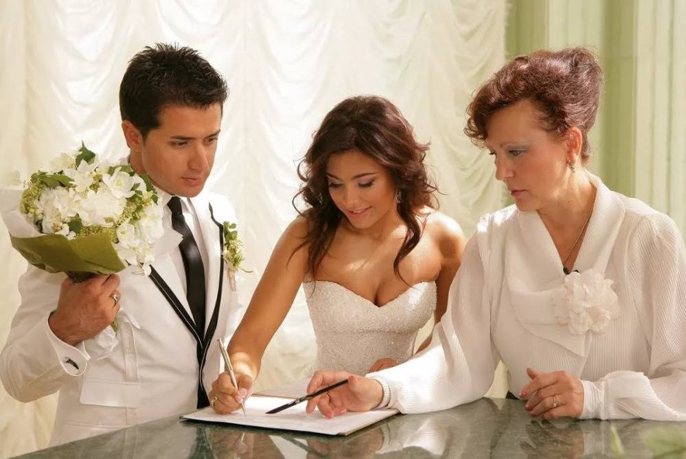 ᐉ что говорят родители невесты при сватовстве. что нужно приготовить жениху. сватовство в наше время - что говорить и что делать - svadba-dv.ru