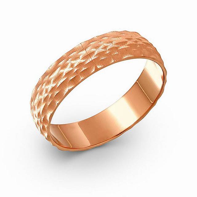 Альтернатива драгоценным камням – обручальные кольца с алмазной гранью: описание с фото