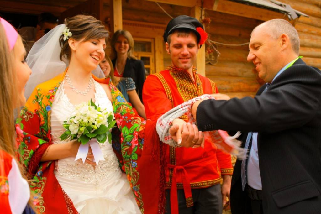 Обряды на свадьбе. свадебные ритуалы и обычаи