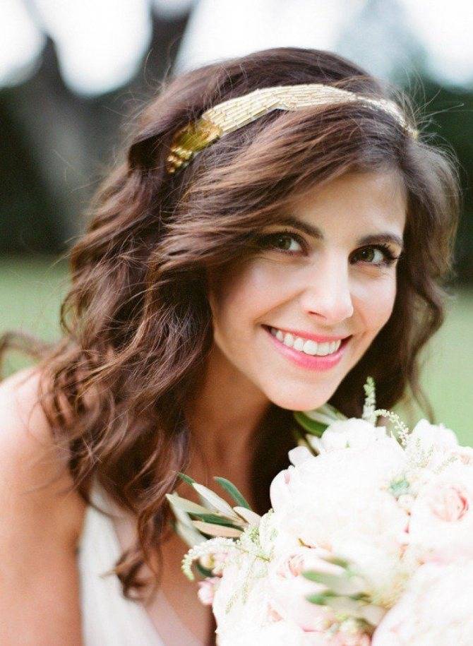 Золотая середина: свадебные прически на средние волосы – идеи стилистов с фото