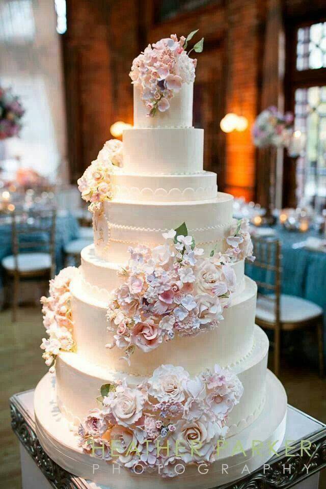 Оригинальные свадебные торты – фото самых красивых