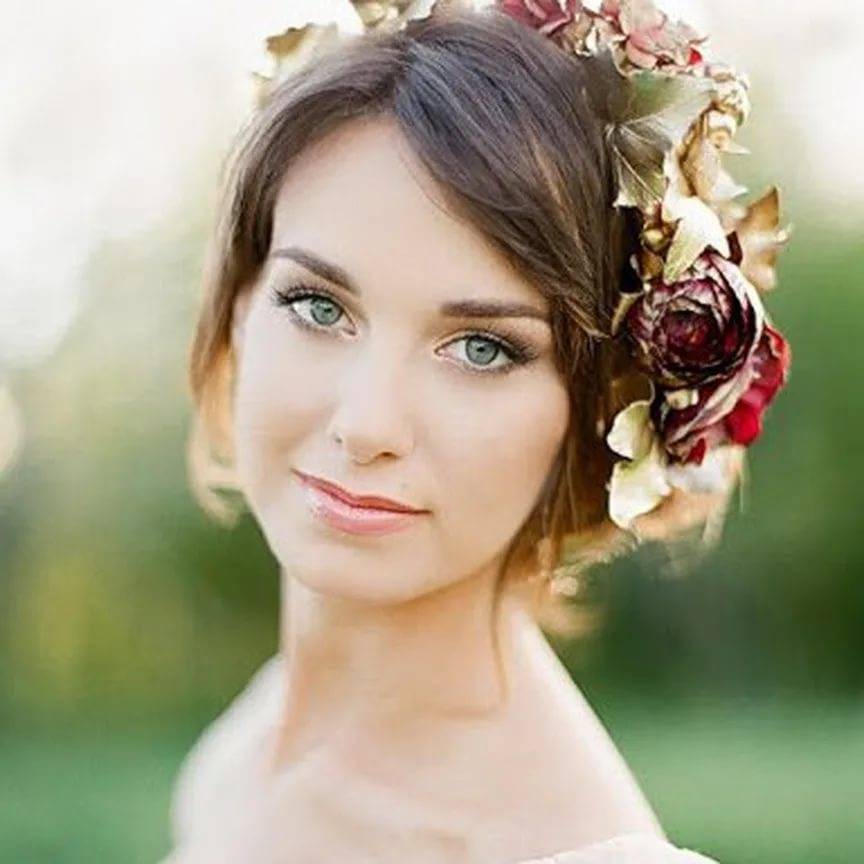 Свадебные прически на короткие волосы: тренды 2021, фото, примеры