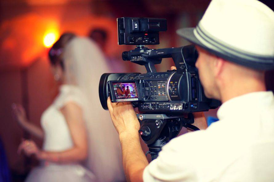 Как снимать свадьбу профессионально? ответ видеогрофа