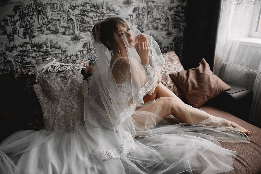 Как выбрать будуарные платья для утра невесты