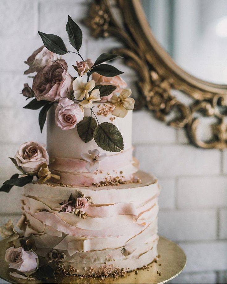 40 самых красивых свадебных кремовых тортов: фото и рекомендации по приготовлению