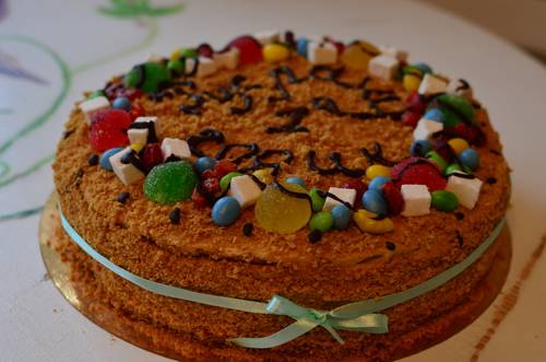 Торт «медовик» – простые и оригинальные рецепты знаменитого домашнего десерта