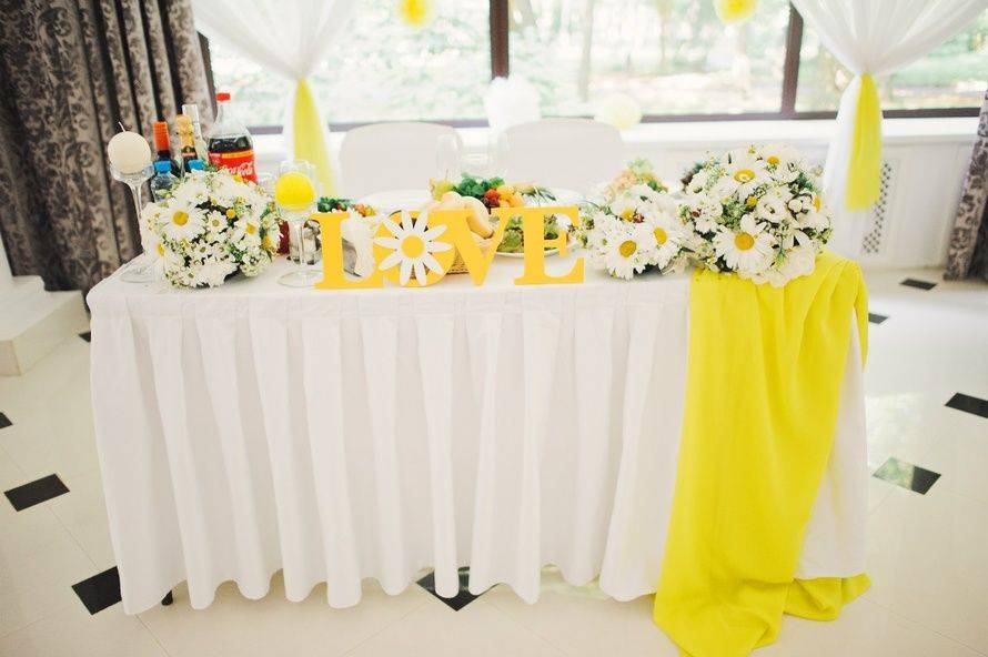 Цветочный рай – свадьба в ромашковом стиле: советы по оформлению с фото