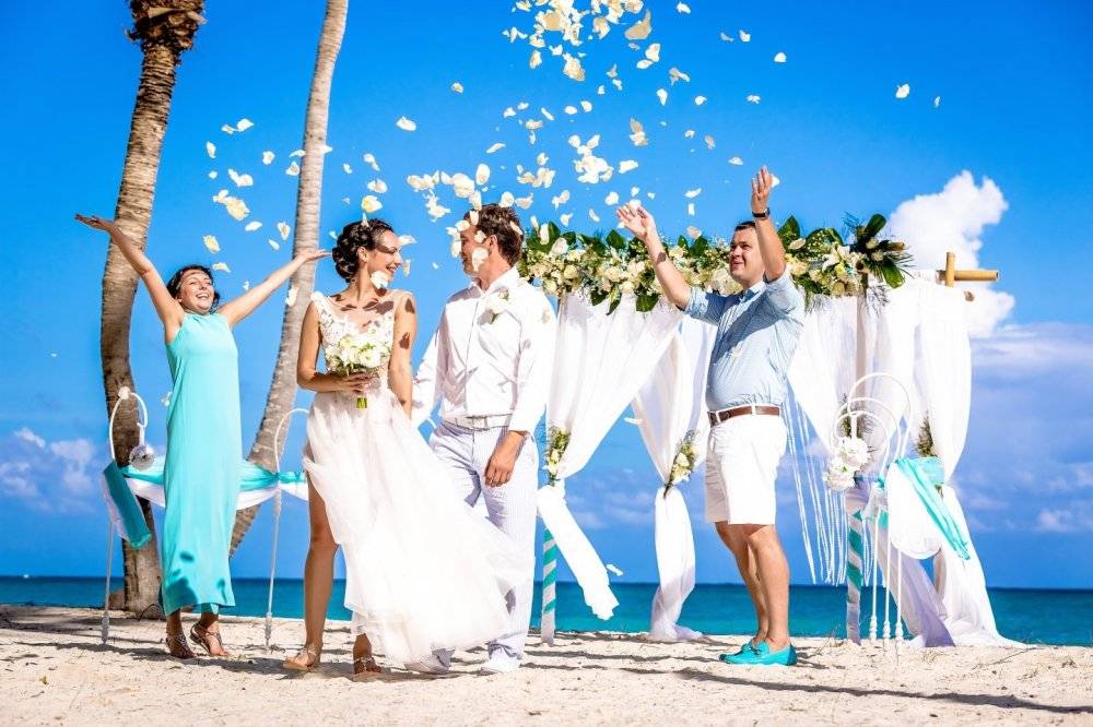 Проведение свадьбы на островах - идеальный вариант сочетания со свадебным путешествием