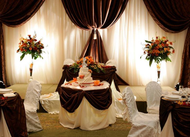 Шоколадная свадьба: как правильно оформить и провести торжество