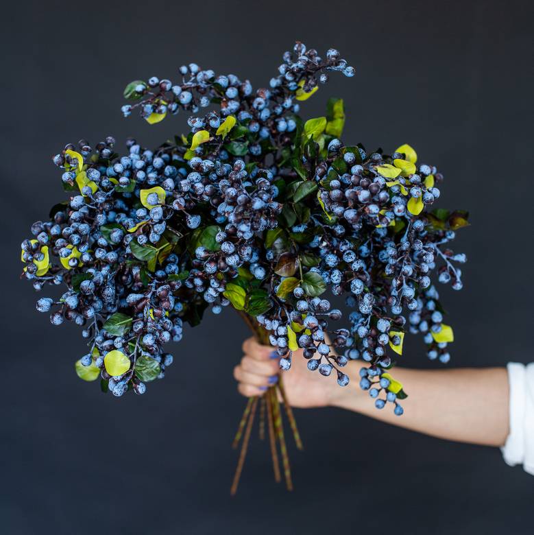 ᐉ ягодный и фруктовый букет на свадьбу – как сочетать цветы с ягодами, яблоками в цветочной композиции для невесты - ➡ danilov-studio.ru