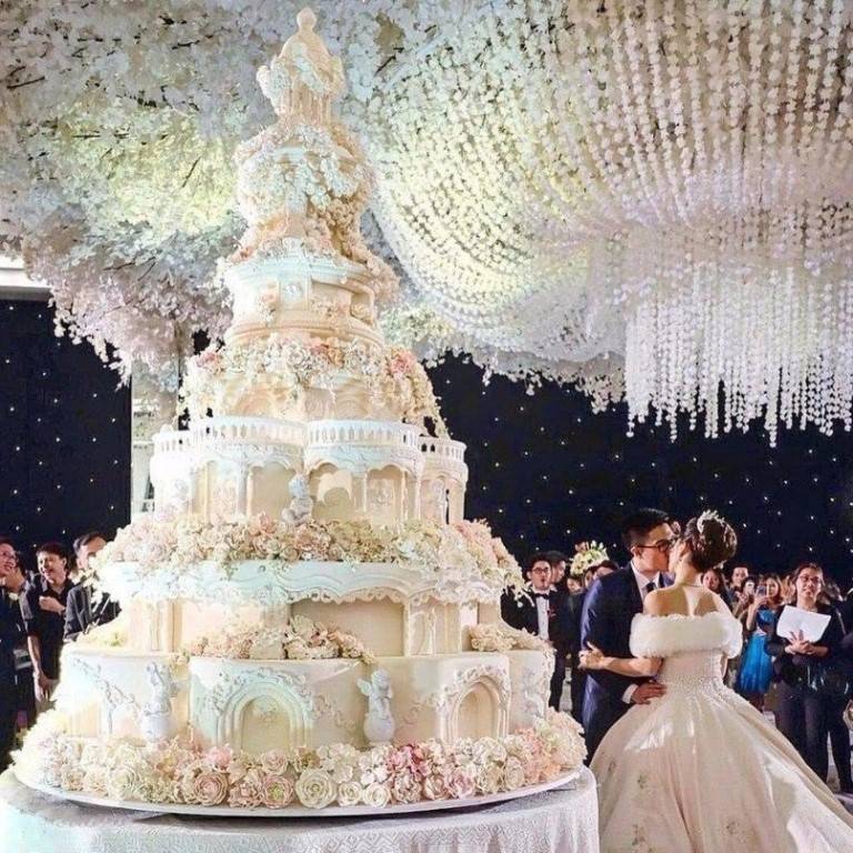 Свадебные торты: фото самых оригинальных и красивых в 2021 году