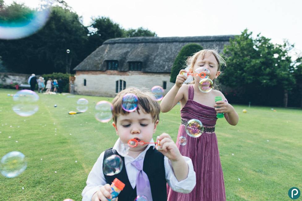 Как занять детей на свадьбе: идеи для маленьких гостей