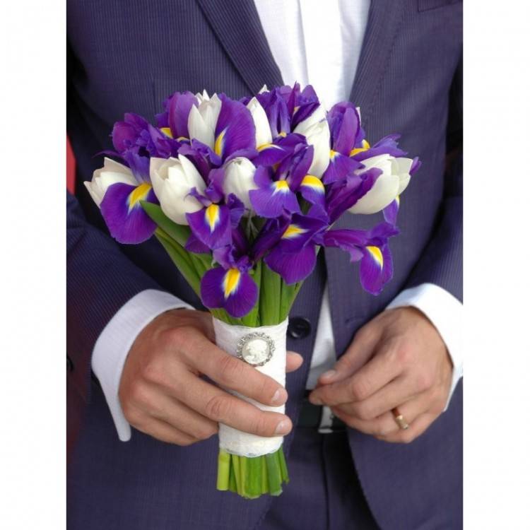 Букет невесты из хризантем: свадебные композиции с фото из роз, эустомы, гербер, гвоздик, монобукеты из мелких, кустовых и белых цветов