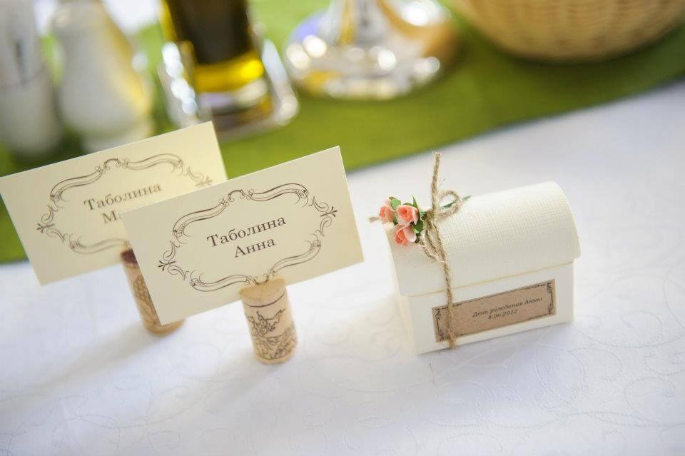 Рассадочные карточки на свадьбу, или как красиво пригласить гостей к столу