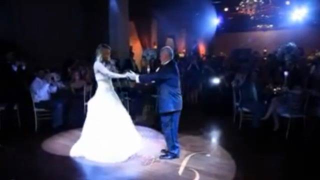 Танец на свадьбе отца и невесты или красивая свадебная традиция