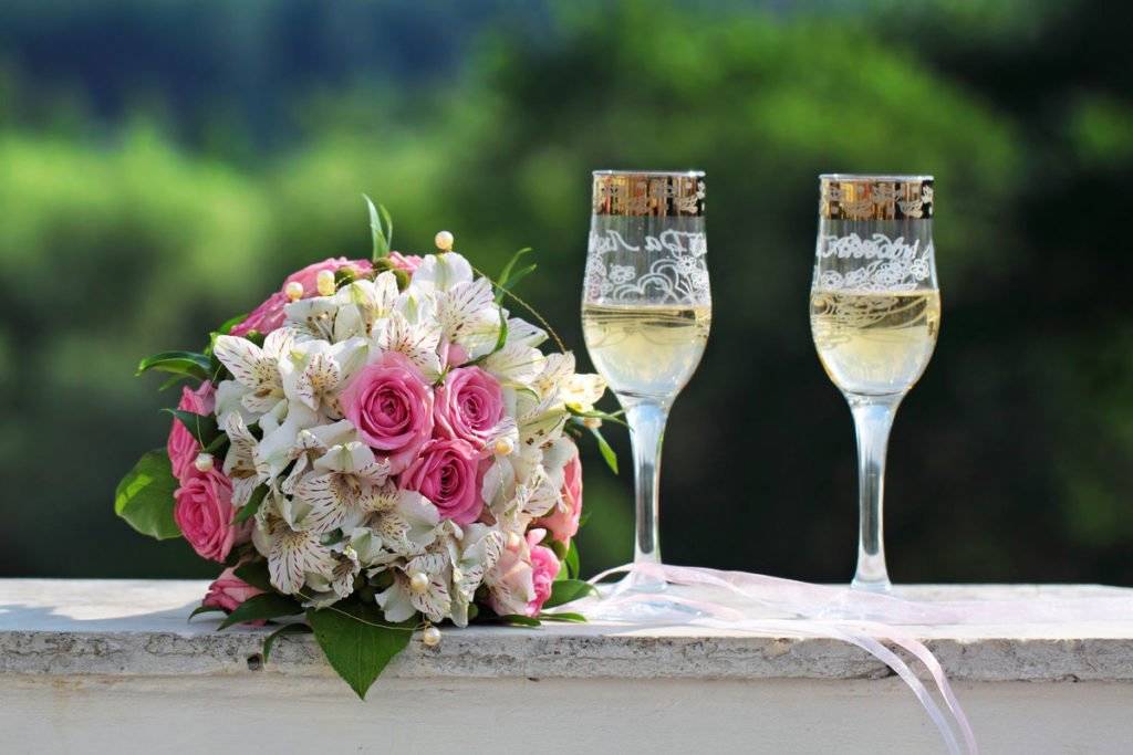 Какие цветы нельзя дарить на свадьбу — 5 запрещенных видов
