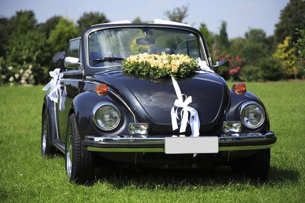 Машина just married