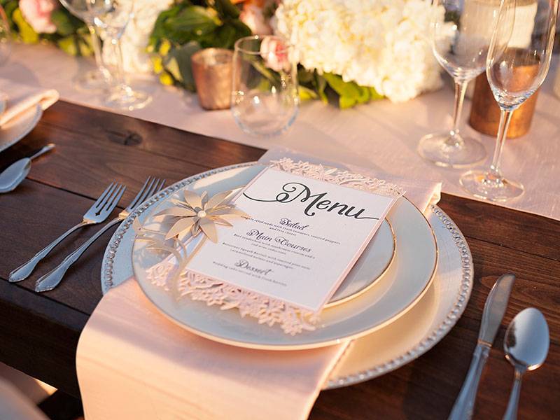 Идеальное меню для свадьбы дома: как составить меню на 20-50 человек?