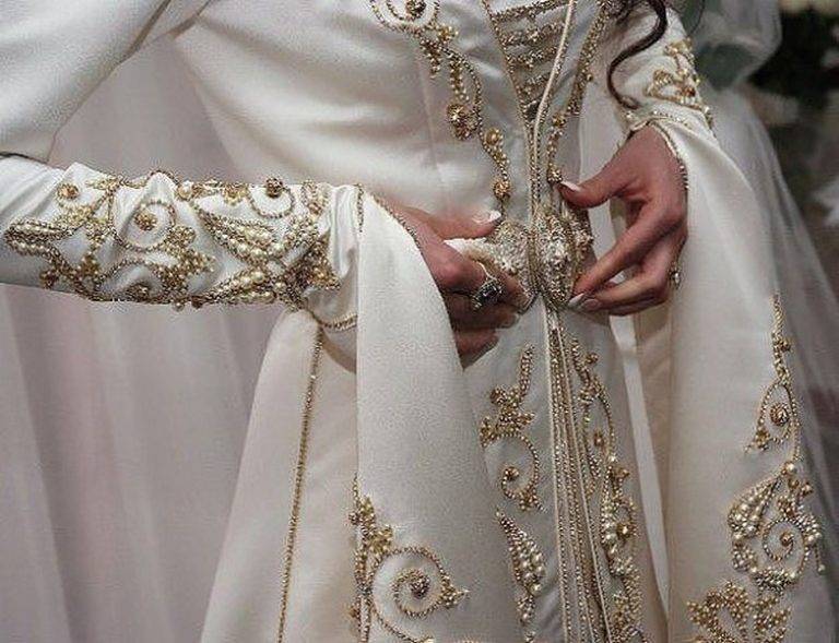Осетинские свадебные платья - из чего состоит национальный наряд, украшения и аксессуары с фото