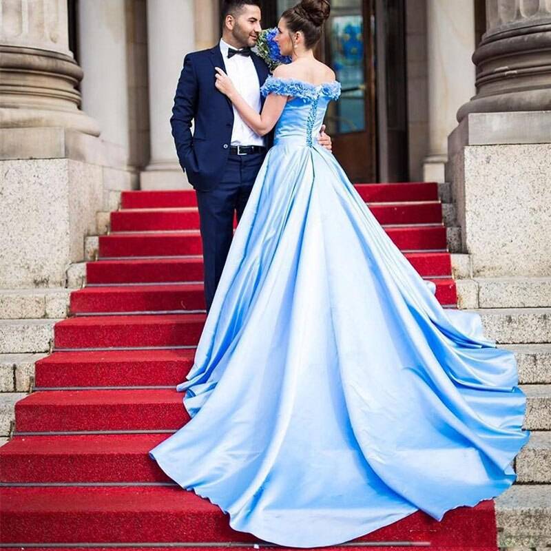 Синее свадебное платье (фото моделей)