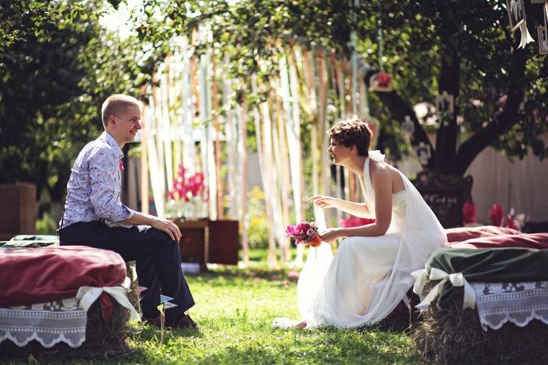 Камерная обстановка и романтика – идеи для маленькой свадьбы на 10-20 человек