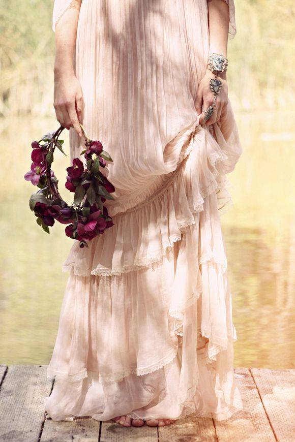 Свадебное платье в стиле бохо — гламурный шик и натуральность во всем
