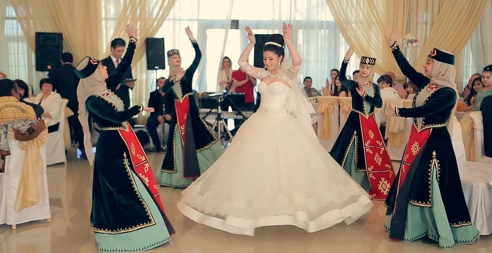 Армянская свадьба: традиции и обычаи