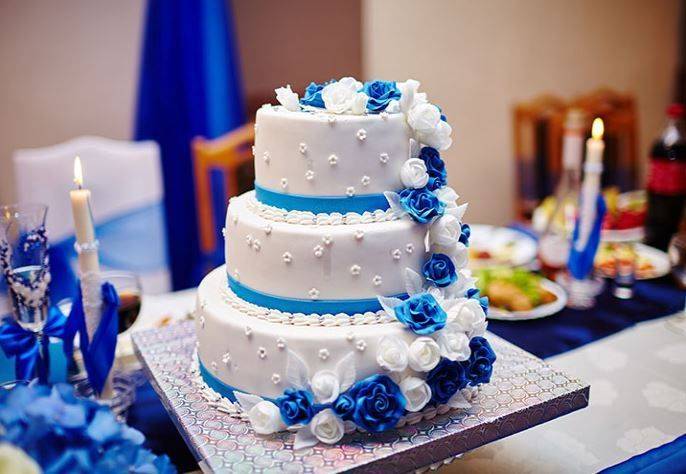 Торт в синем цвете на свадьбу