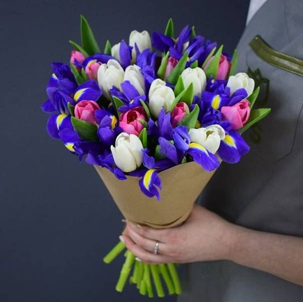 Свадебный букет из тюльпанов: с чем сочетать тюльпаны для свадьбы